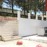 White Lägenhet Golem (Tirana)